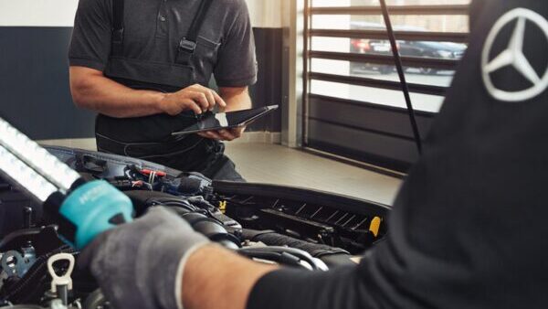 Mekanik Mercedes-Benz